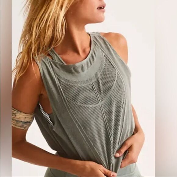Free People Running Through My Mind Tank Hazy Forest (Green Color) Medium - Picture 3 of 9